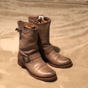 Frye Veronica Short Slouch Boots Taupe 7.5W